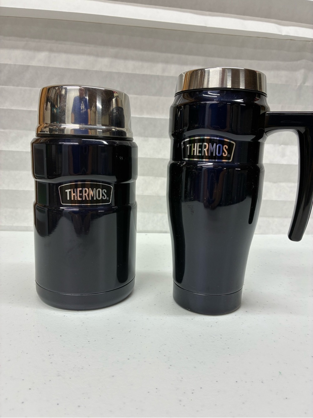 Thermos stainless steel king vacuum insulated travel mug food jar midnight blue